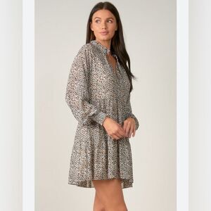 Elan M Olive White Tan Ditsy Floral Long Sleeve Tiered V-Neck Mini Dress